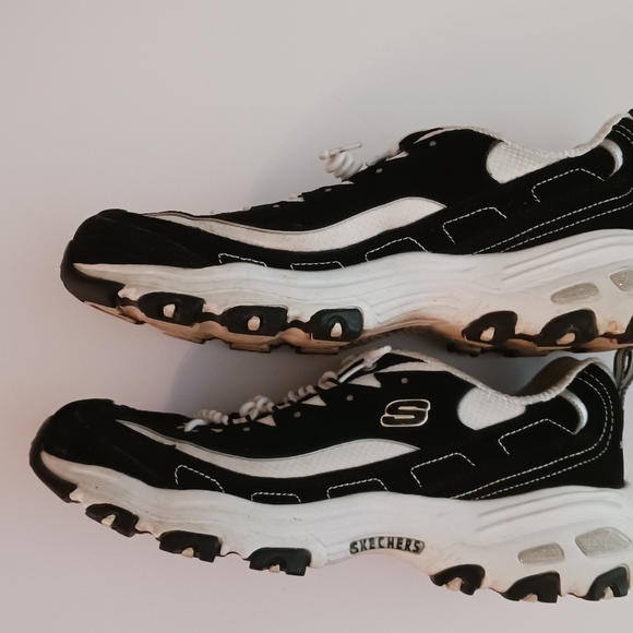 Sketchers 9 - Picture 3 of 7